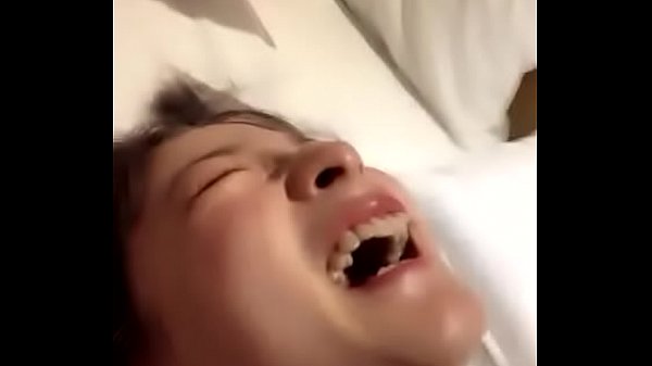 Địt em yêu xinh đẹp rên la khoái lạc