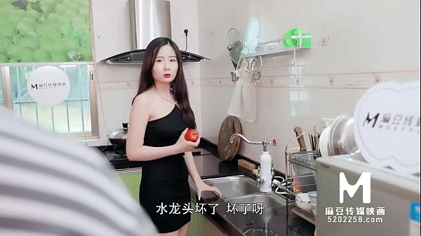 Vợ dâm vắng chồng gạ địt trai trẻ