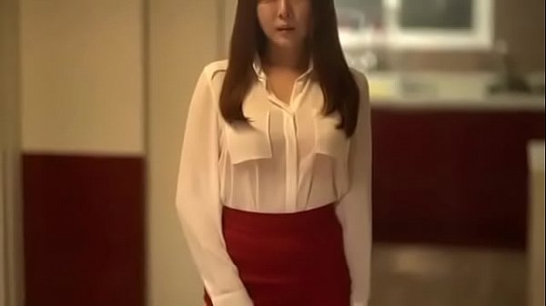 Cô em đồng nghiệp xinh xắn dáng ngon