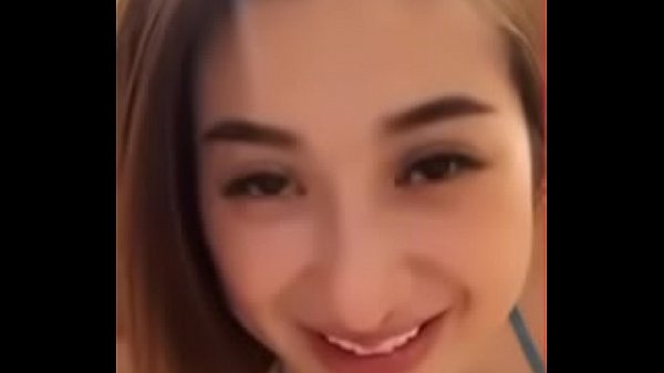 Gái dâm chat sex bigo khoe vú