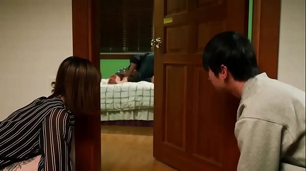 Mấy cô bạn thân địt em nào cũng sướng