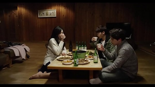 Đồng nghiệp nhậu say nứng lồn cho địt thoả mái