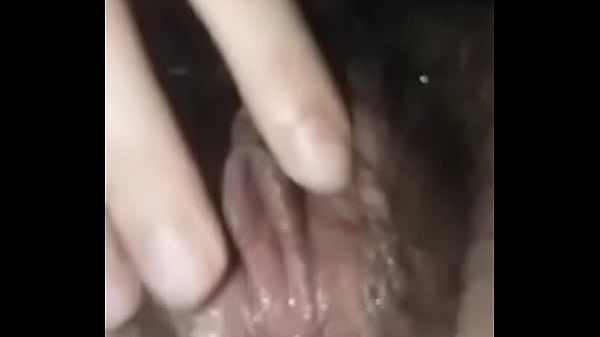 Em gái móc lồn đêm khuy siêu phê