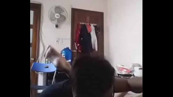 Chàng sinh viên dẫn gấu về phòng trọ chịch cực đã