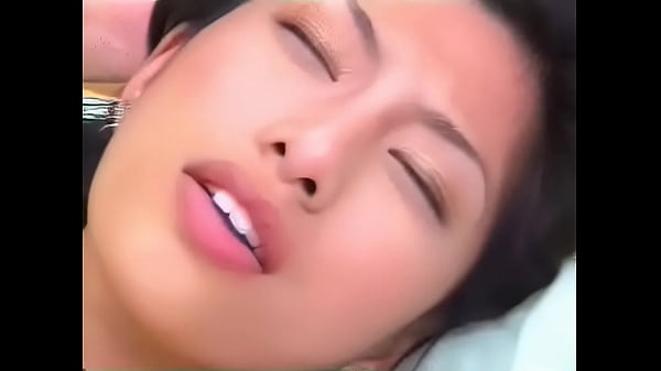 Threesome em gái đào cực xinh